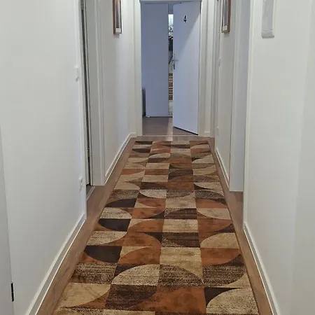 Stilvolle In Top-lage 4 Apartamento *